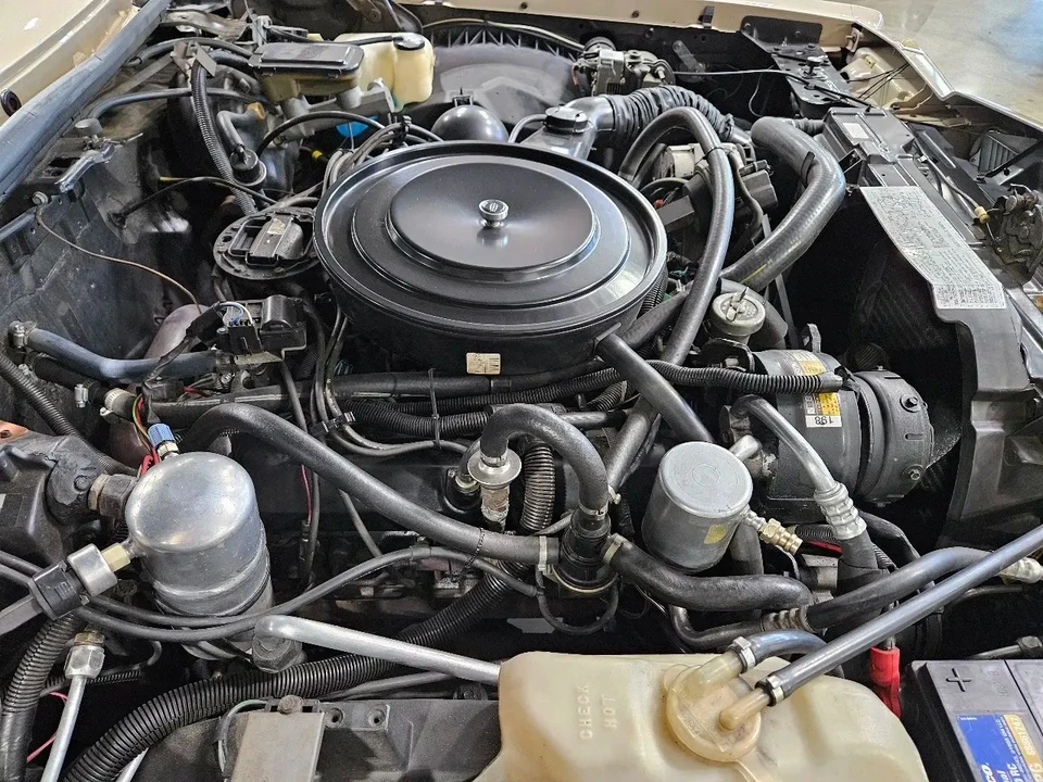 1985 Buick Riviera 4th-7th Gen - Image 18 of 18
