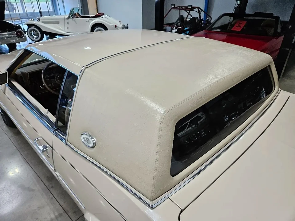 1985 Buick Riviera 4th-7th Gen - Image 10 of 18