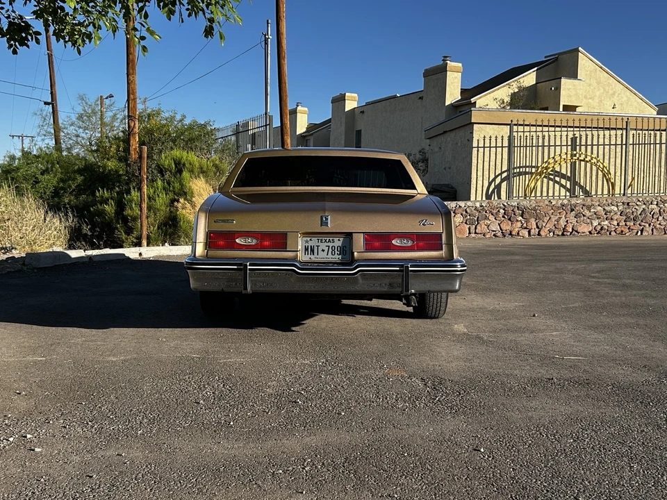 1985 Buick Riviera 4th-7th Gen - Image 6 of 21