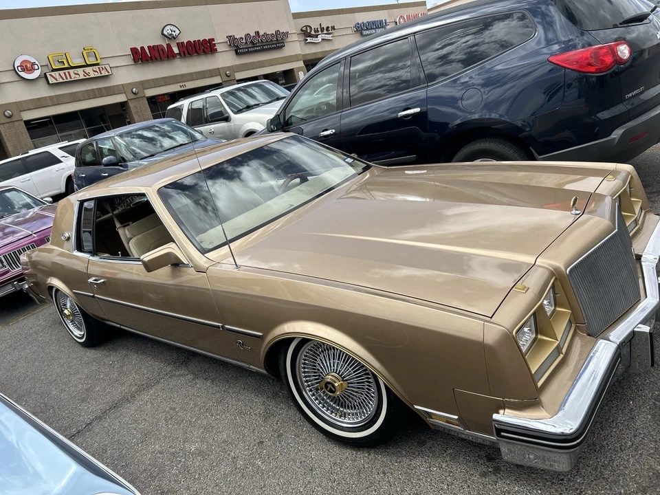 1985 Buick Riviera 4th-7th Gen - Image 11 of 21
