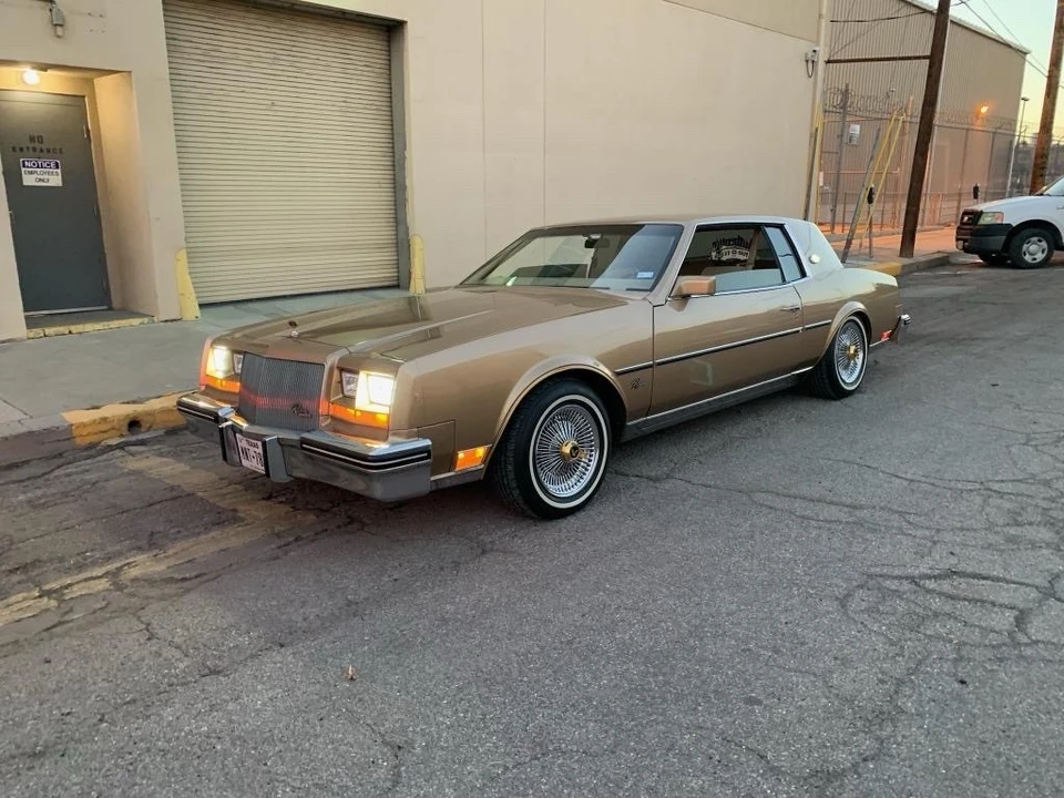 1985 Buick Riviera 4th-7th Gen - Image 16 of 21