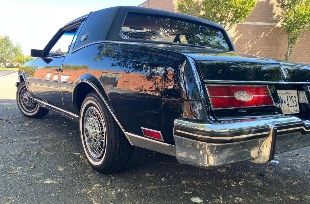 1985 Buick Riviera 4th-7th Gen - Image 3 of 11