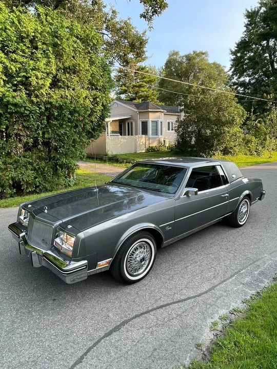 1985 Buick Riviera 4th-7th Gen - Image 16 of 17