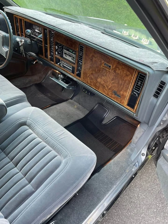 1985 Buick Riviera 4th-7th Gen - Image 17 of 17