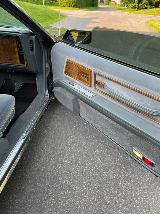 1985 Buick Riviera 4th-7th Gen - Image 8 of 17