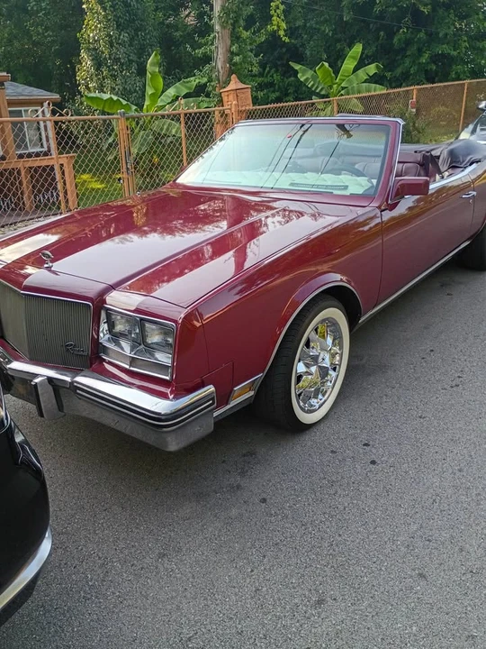 1985 Buick Riviera 4th-7th Gen - Image 6 of 7