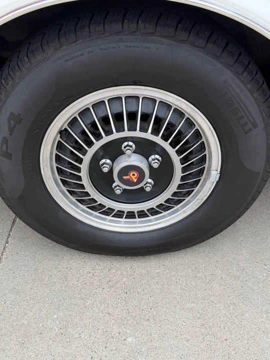 1985 Buick Riviera 4th-7th Gen - Image 8 of 20