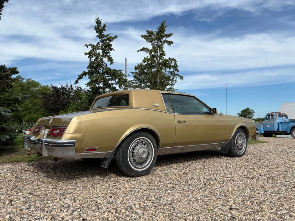 1985 Buick Riviera 4th-7th Gen - Image 2 of 3