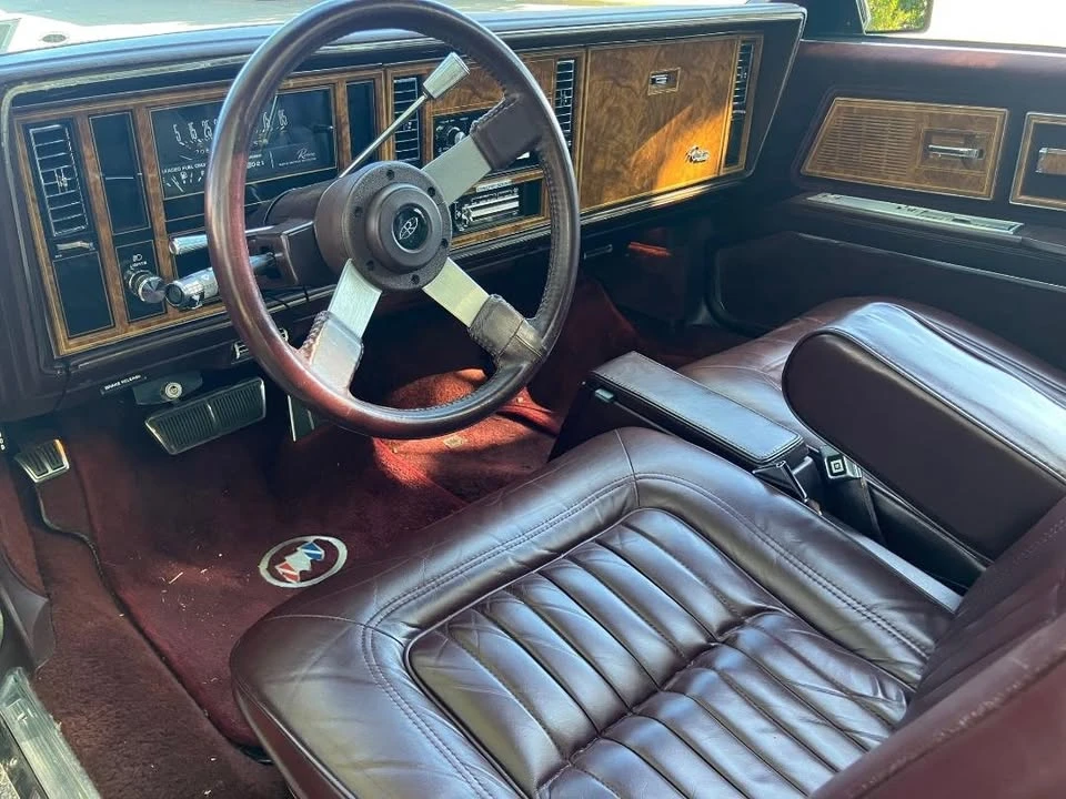 1985 Buick Riviera 4th-7th Gen - Image 4 of 5