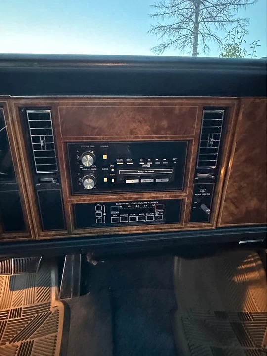 1985 Buick Riviera 4th-7th Gen - Image 6 of 8