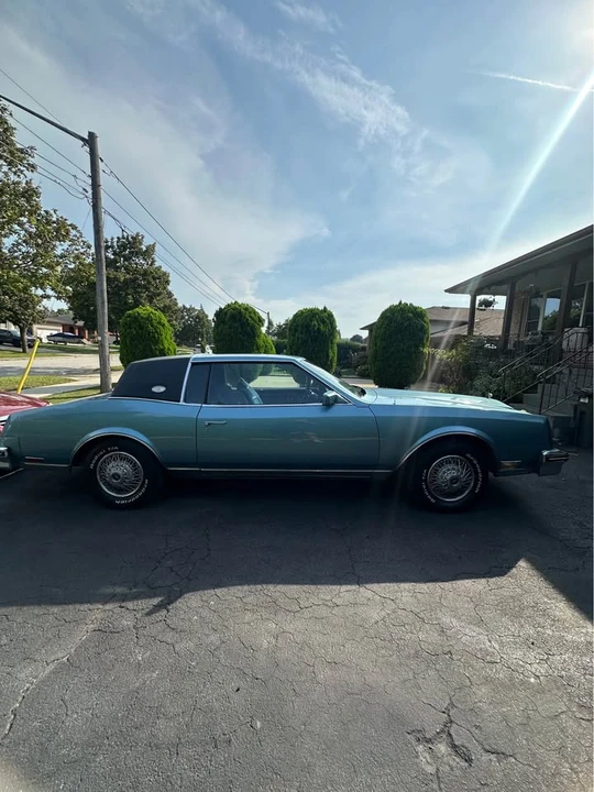 1985 Buick Riviera 4th-7th Gen - Image 4 of 20