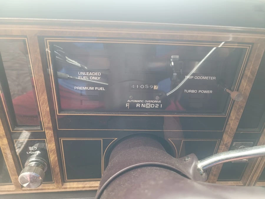 1985 Buick Riviera 4th-7th Gen - Image 12 of 15