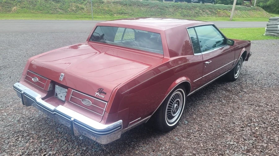 1985 Buick Riviera 4th-7th Gen - Image 3 of 15