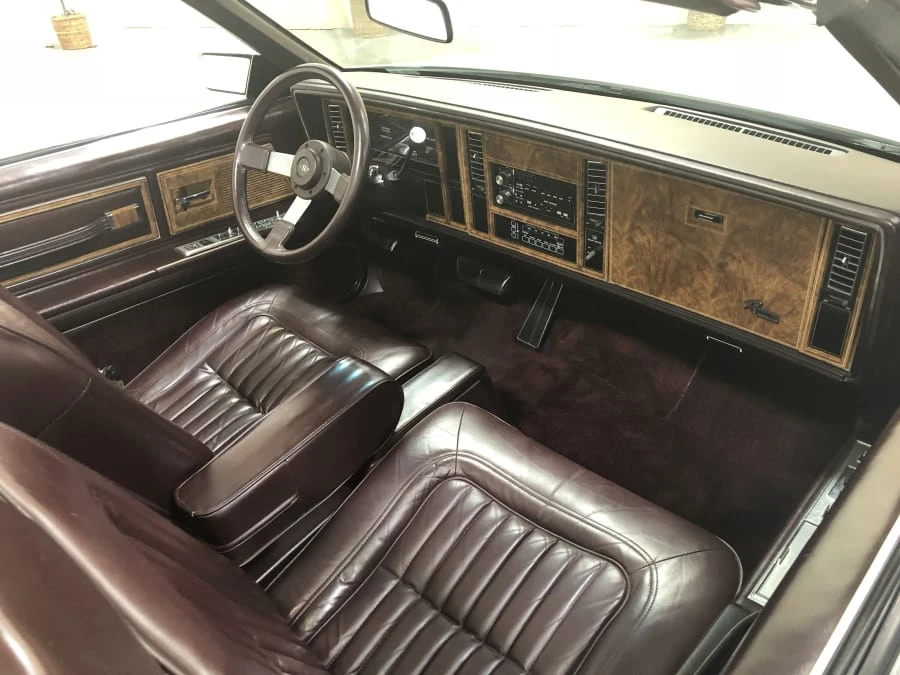 1985 Buick Riviera 4th-7th Gen - Image 4 of 20