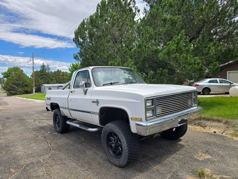 1985 Chevrolet C-10 Scottsdale Pickup