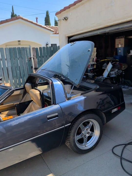 1985 Chevrolet Corvette C4 - Image 4 of 10