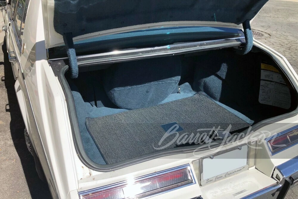 1985 Cadillac Seville - Image 9 of 14