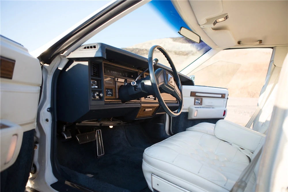 1985 Cadillac Seville - Image 4 of 8