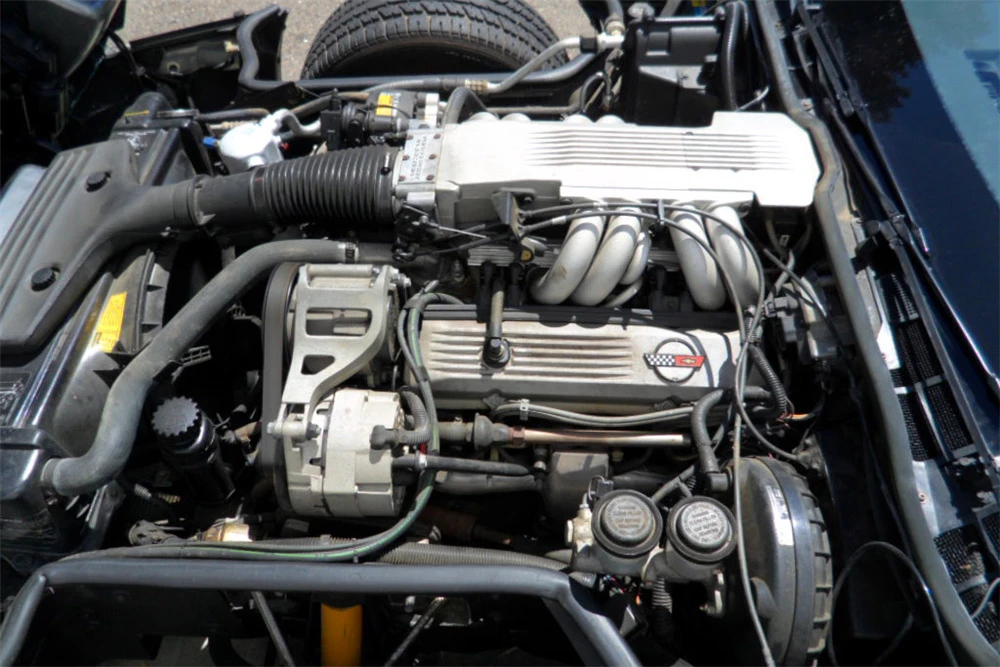 1985 Chevrolet Corvette C4 - Image 2 of 5