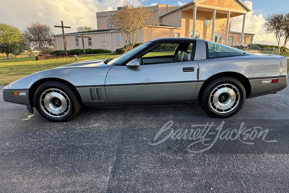 1985 Chevrolet Corvette C4 - Image 5 of 12