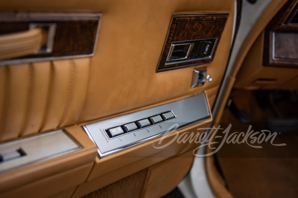 1985 Chrysler LeBaron - Image 4 of 11