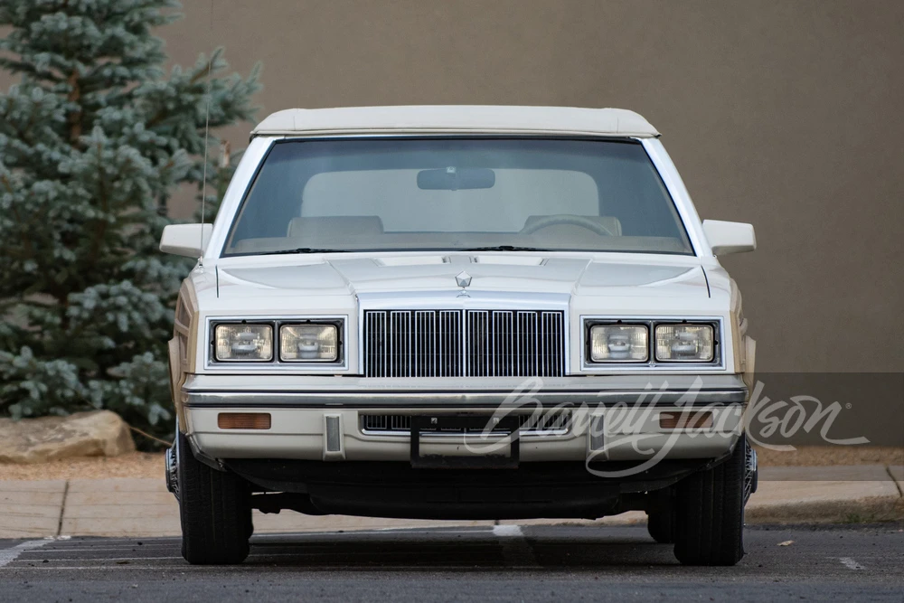 1985 Chrysler LeBaron - Image 7 of 11