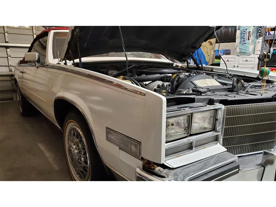 1985 Cadillac DeVille 6th Gen - Image 12 of 31