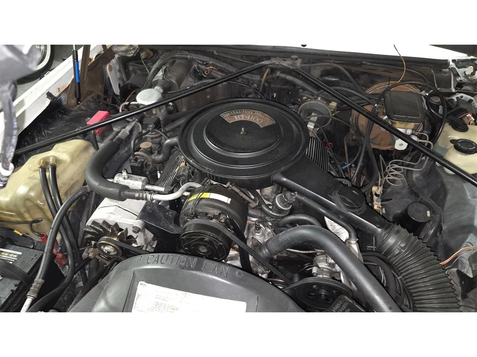 1985 Cadillac DeVille 6th Gen - Image 9 of 31