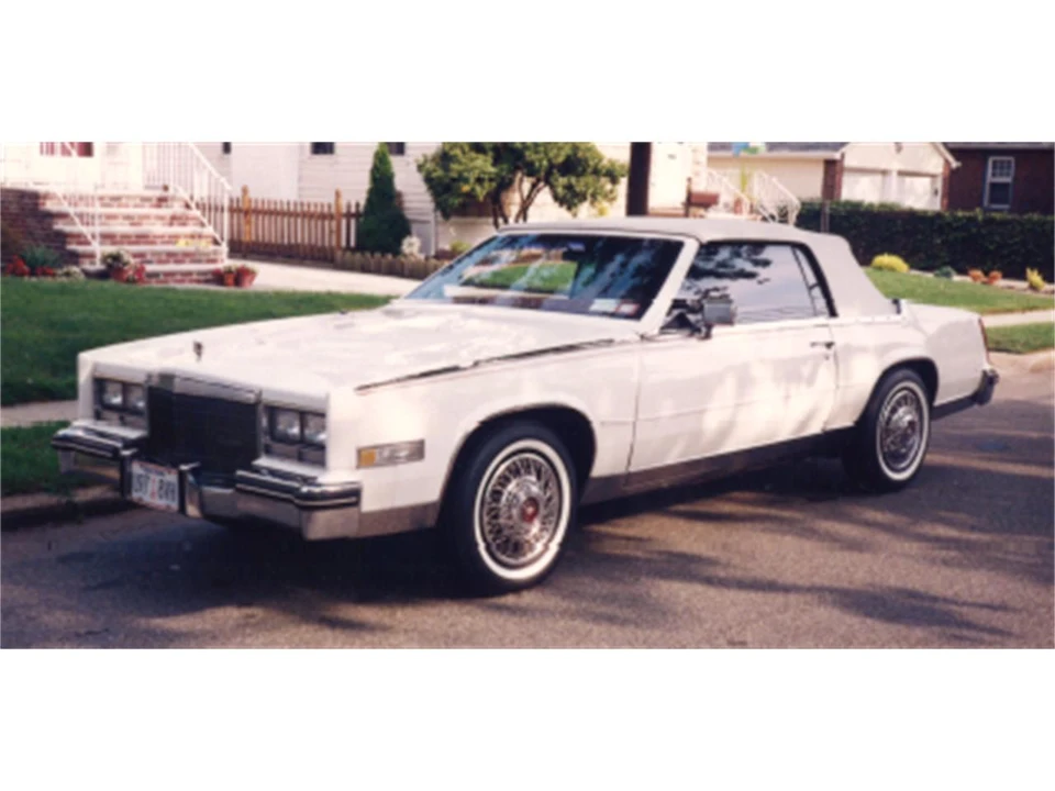 1985 Cadillac DeVille 6th Gen - Image 3 of 31