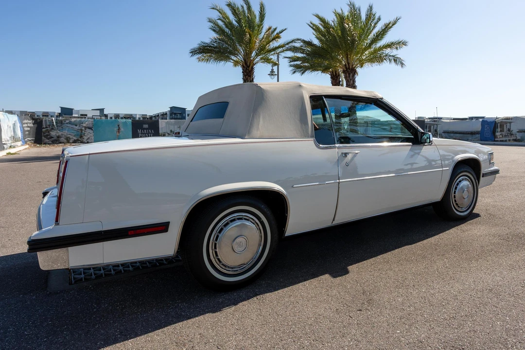 1985 Cadillac DeVille 6th Gen - Image 3 of 31