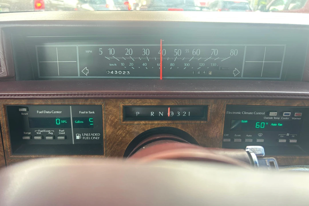 1985 Cadillac DeVille 6th Gen - Image 29 of 31