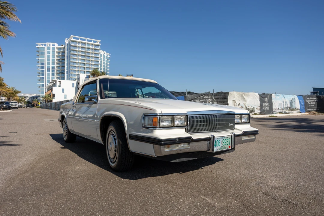 1985 Cadillac DeVille 6th Gen - Image 13 of 31