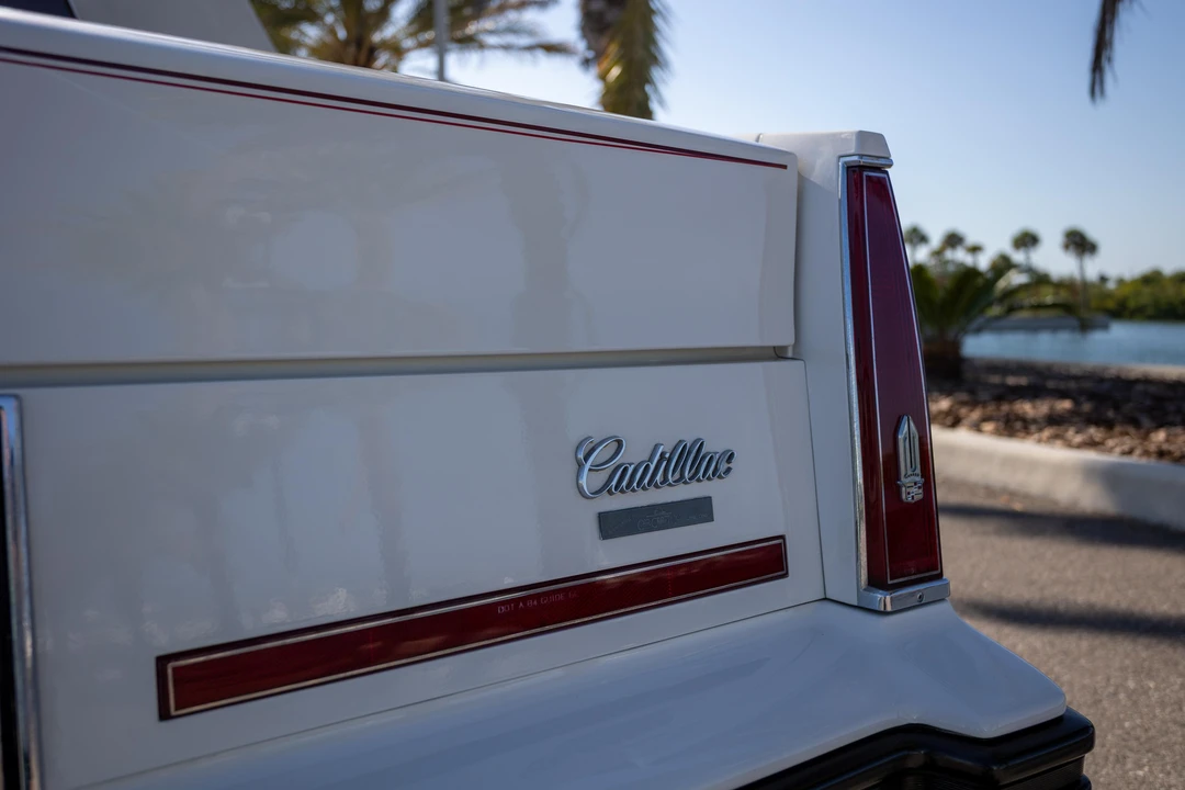 1985 Cadillac DeVille 6th Gen - Image 20 of 31