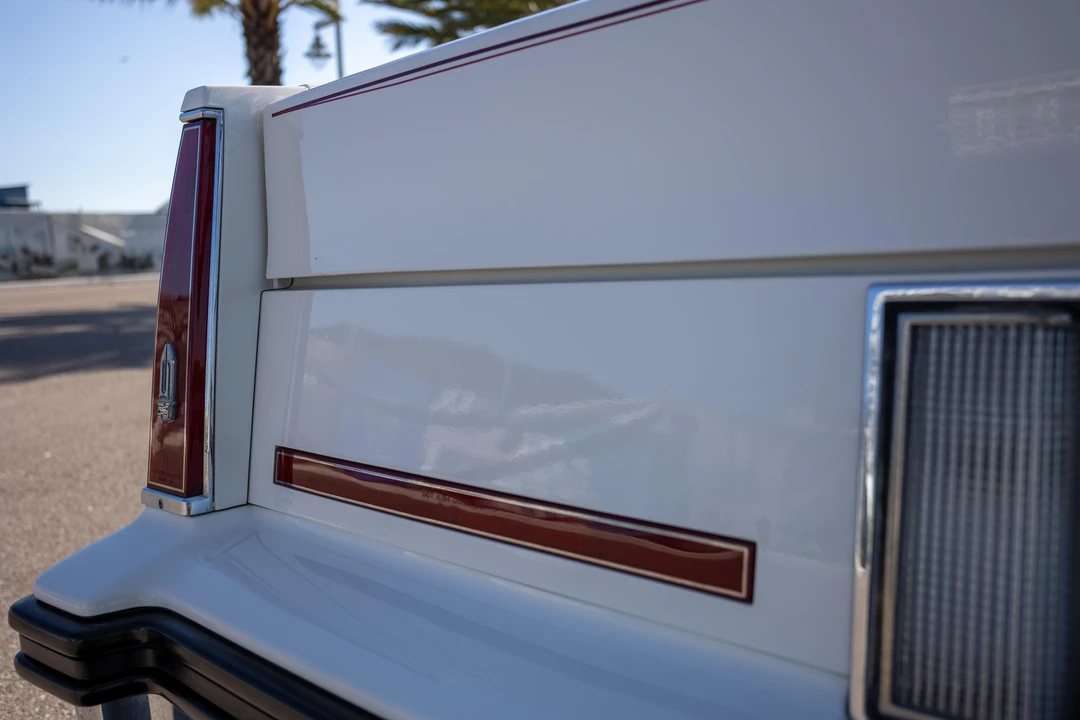 1985 Cadillac DeVille 6th Gen - Image 19 of 31