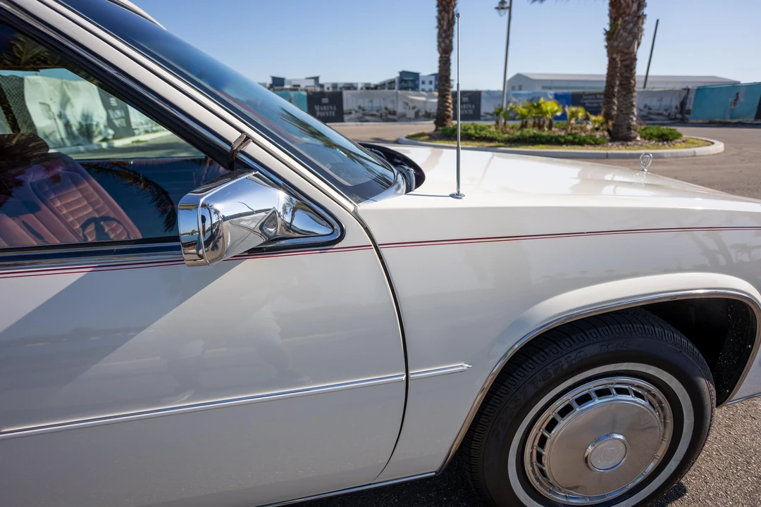 1985 Cadillac DeVille 6th Gen - Image 22 of 31