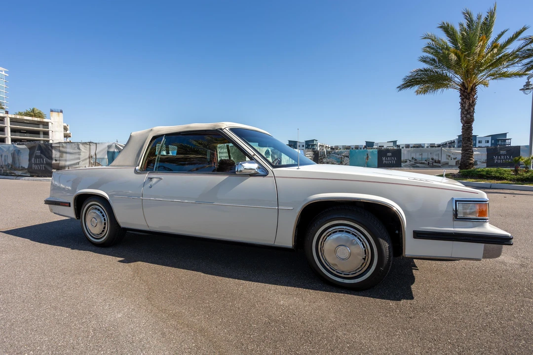 1985 Cadillac DeVille 6th Gen - Image 11 of 31