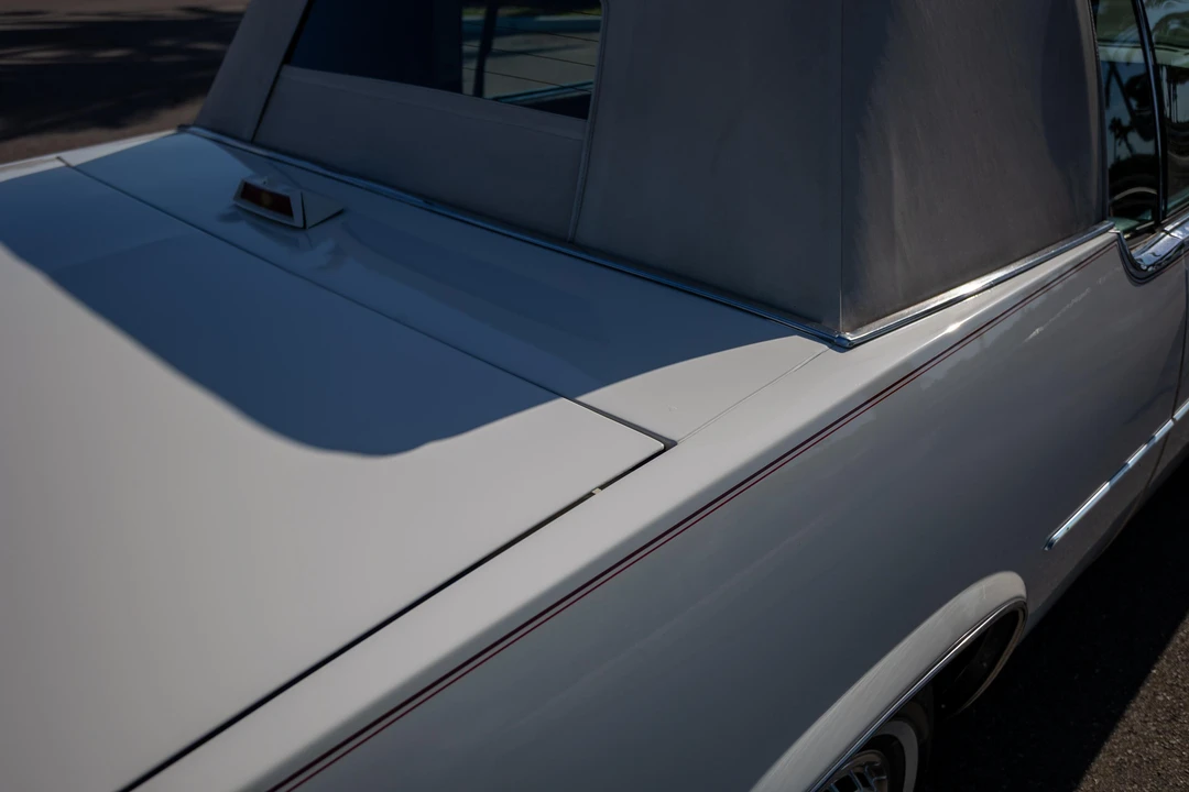 1985 Cadillac DeVille 6th Gen - Image 21 of 31