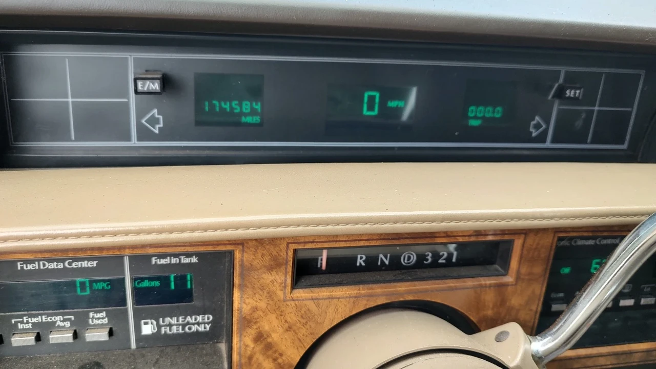 1985 Cadillac DeVille 5th Gen - Image 12 of 12