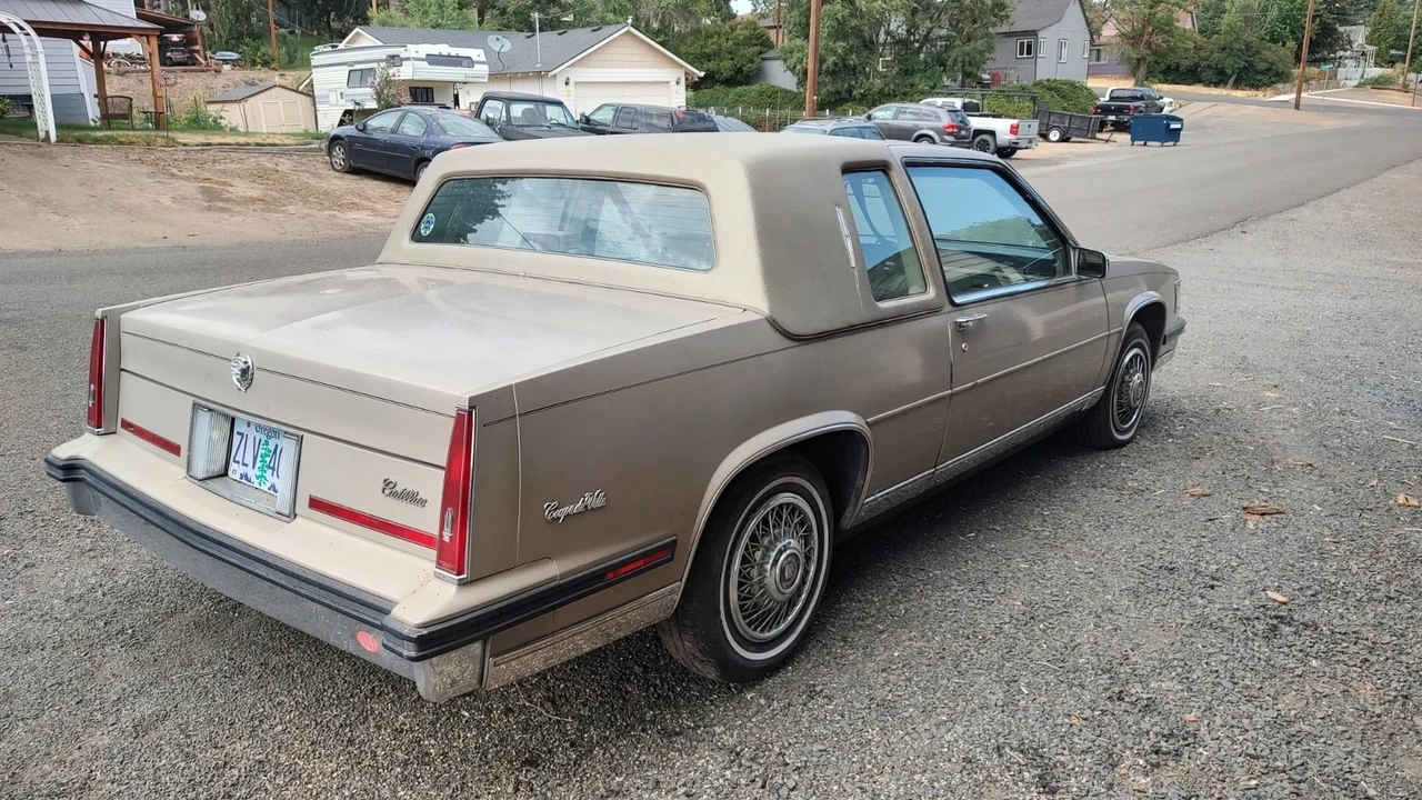 1985 Cadillac DeVille 5th Gen - Image 3 of 12