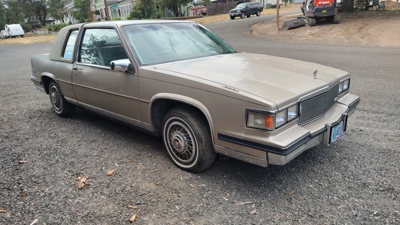 1985 Cadillac DeVille 5th Gen - Image 4 of 12
