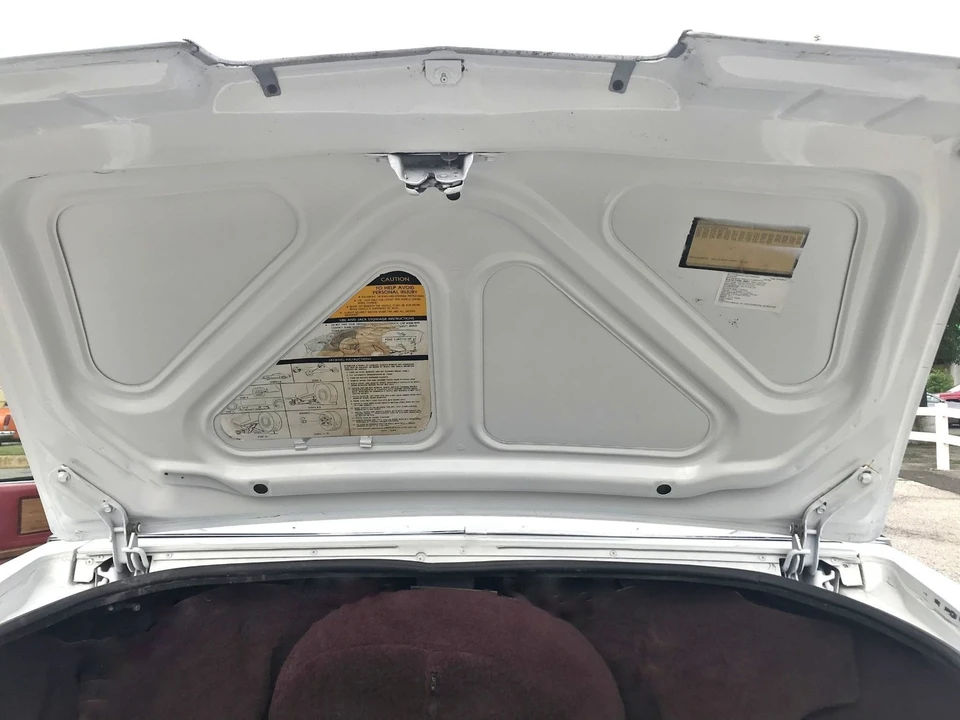 1985 Cadillac Eldorado 10th Gen - Image 13 of 21