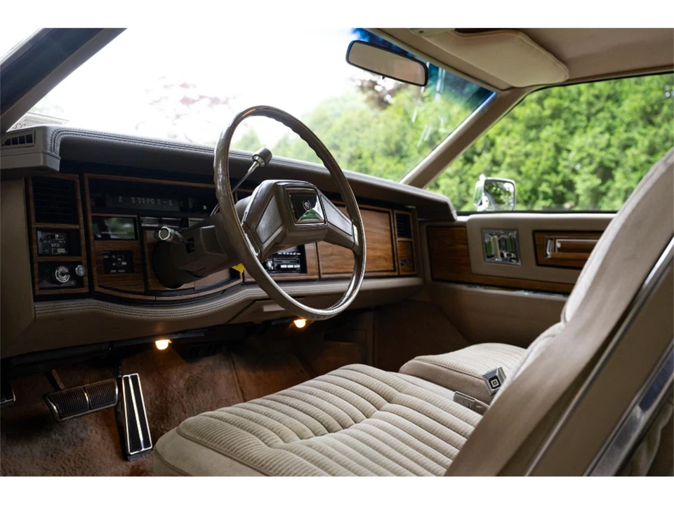 1985 Cadillac Eldorado 10th Gen - Image 7 of 31