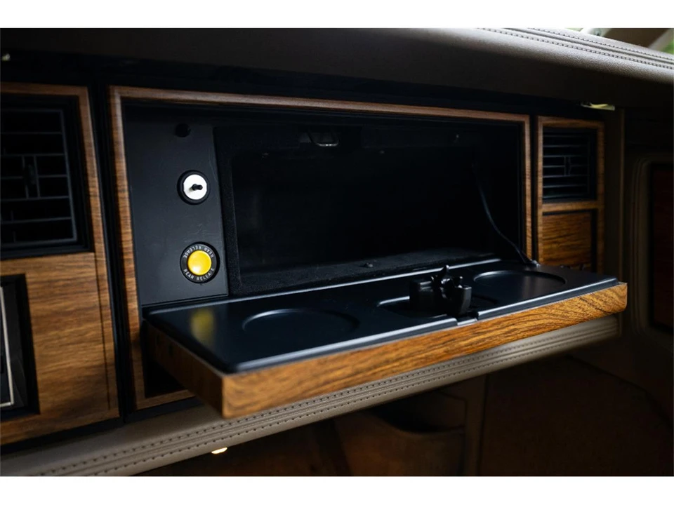 1985 Cadillac Eldorado 10th Gen - Image 13 of 31