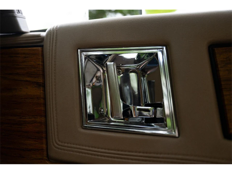1985 Cadillac Eldorado 10th Gen - Image 14 of 31