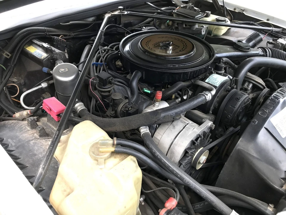 1985 Cadillac Eldorado 10th Gen - Image 25 of 31
