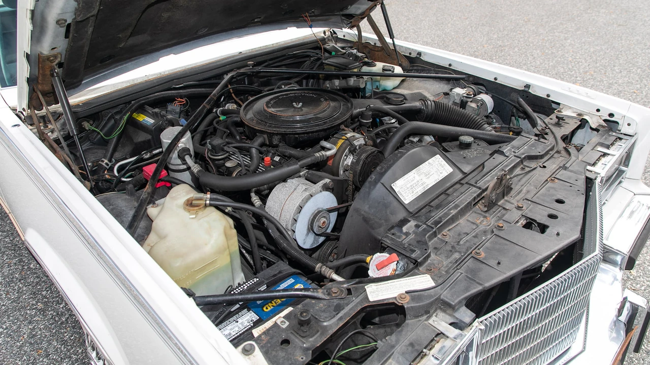 1985 Cadillac Eldorado 10th Gen - Image 7 of 14