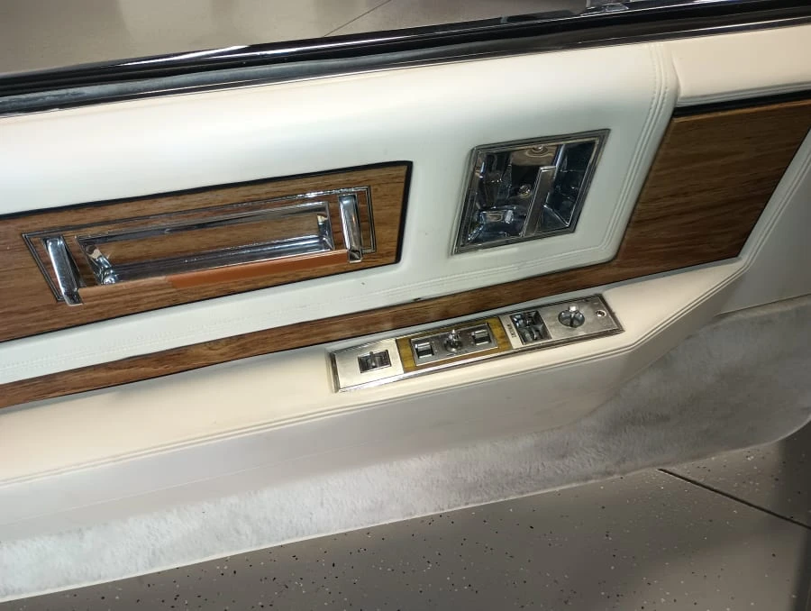 1985 Cadillac Eldorado 10th Gen - Image 13 of 16