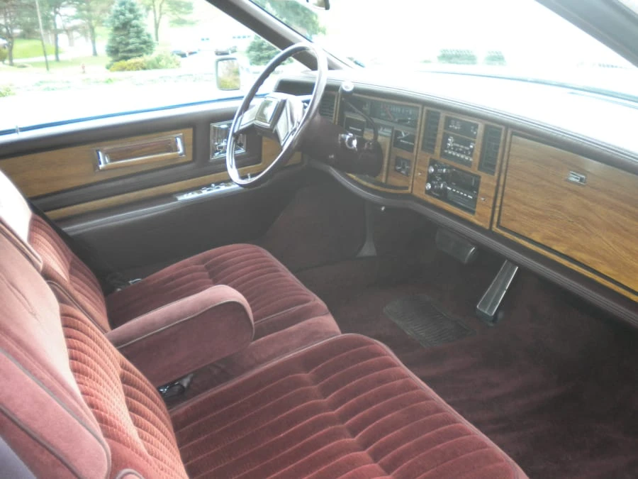 1985 Cadillac Eldorado 10th Gen - Image 4 of 7