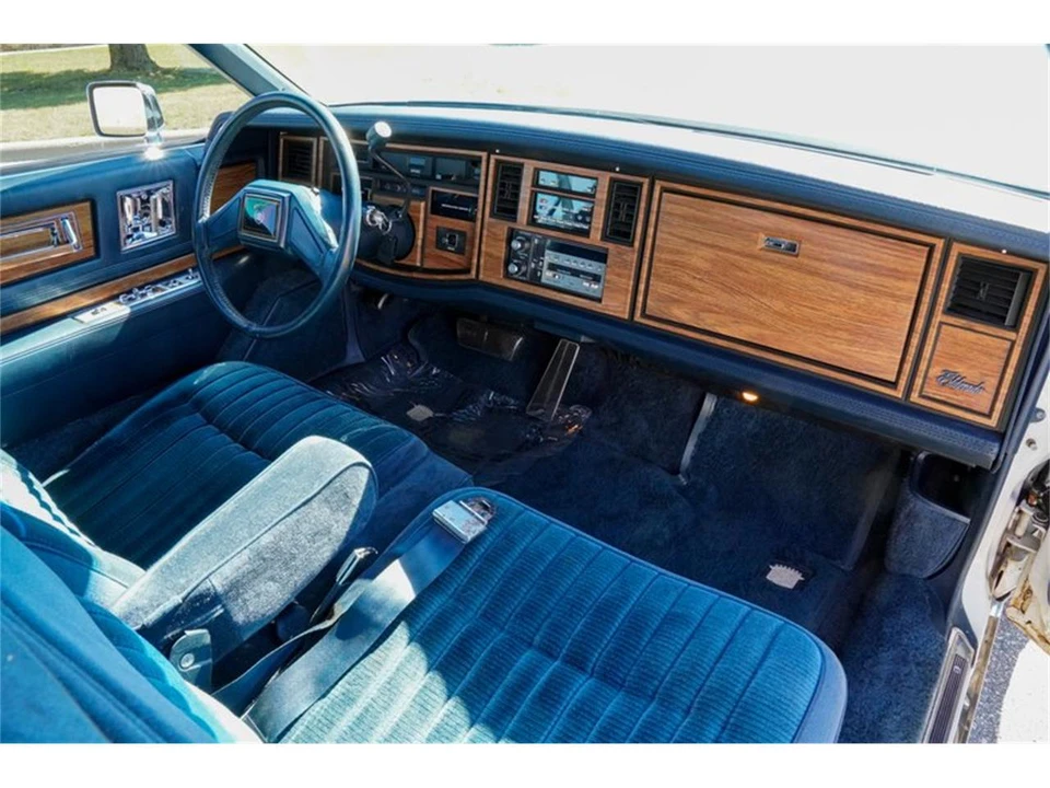 1985 Cadillac Eldorado 10th Gen - Image 15 of 31
