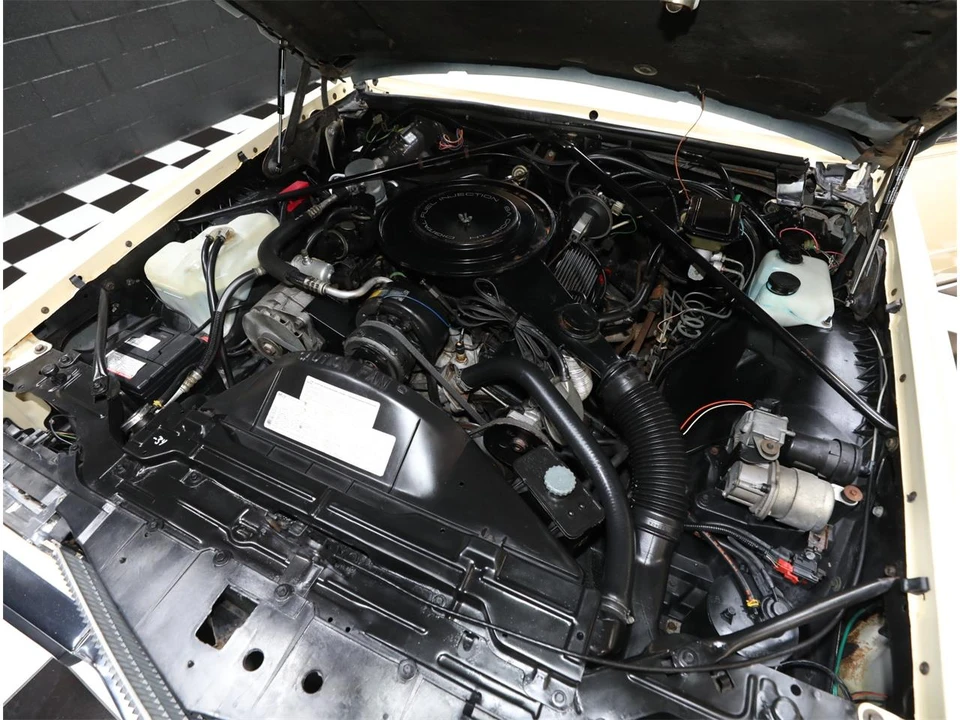 1985 Cadillac Eldorado 10th Gen - Image 2 of 31